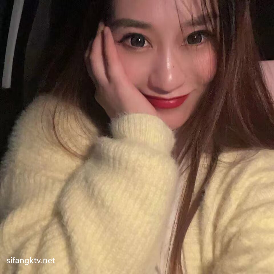 Qingdao anti-Li kitten and boyfriend show up