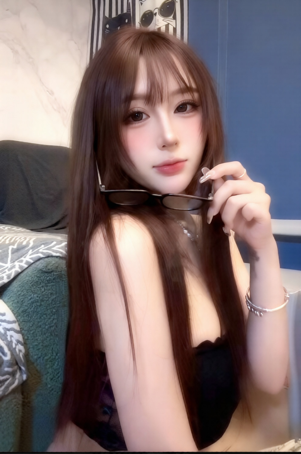 Contrast Zhejiang TikTok Ultra Beautiful Bang